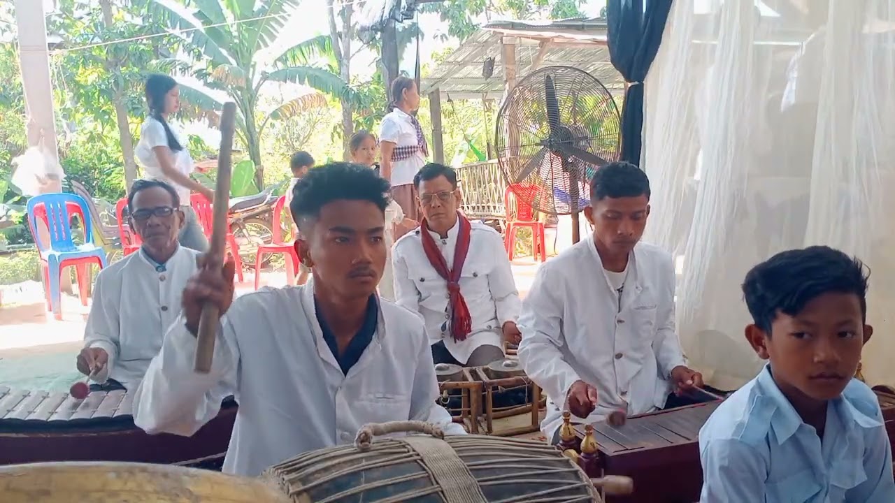 ភ្លេងខ្មែរបូរាណ ពិណពាទ្យ070670720