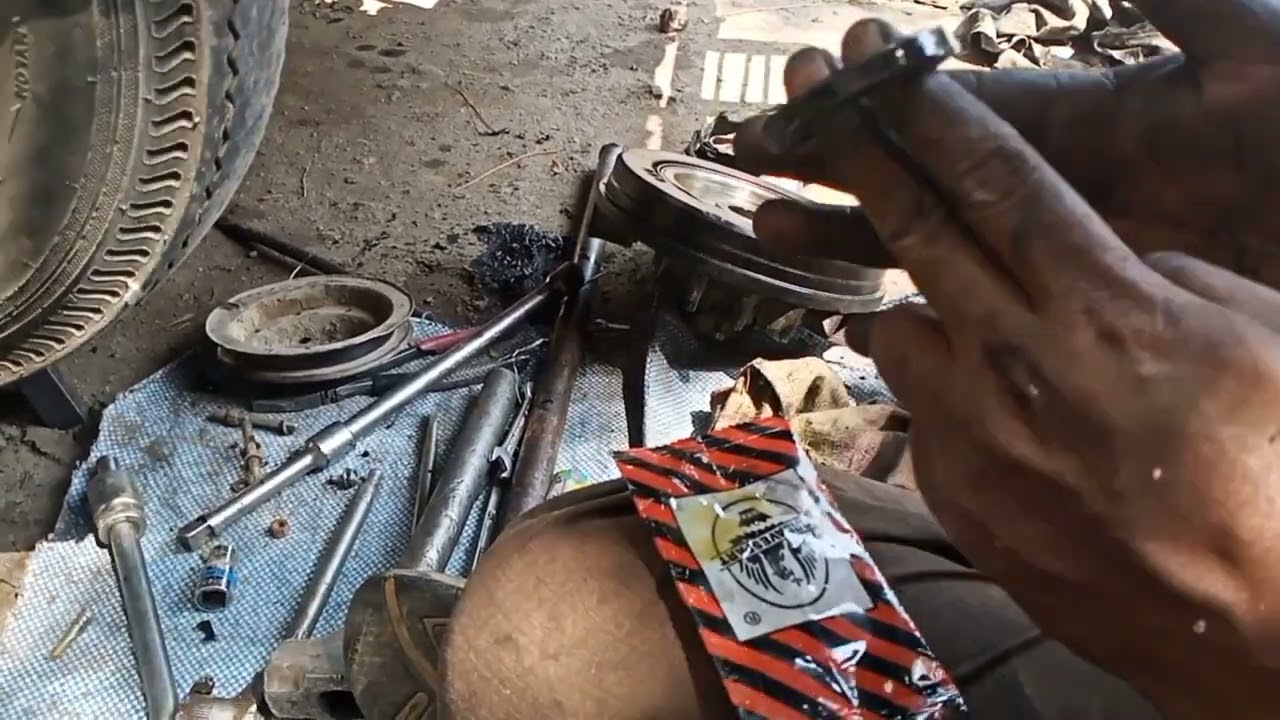 ape Piaggio engine oil leakage problem