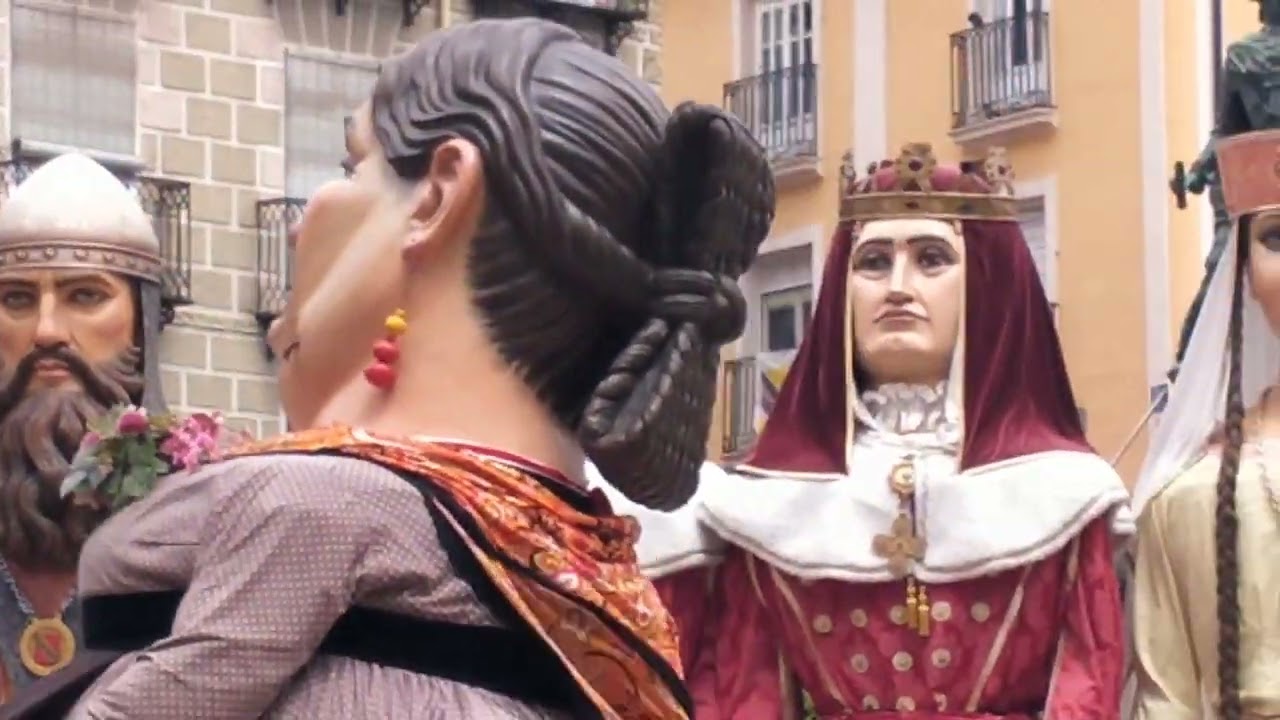 baile danzantes gigantillos y gigantones