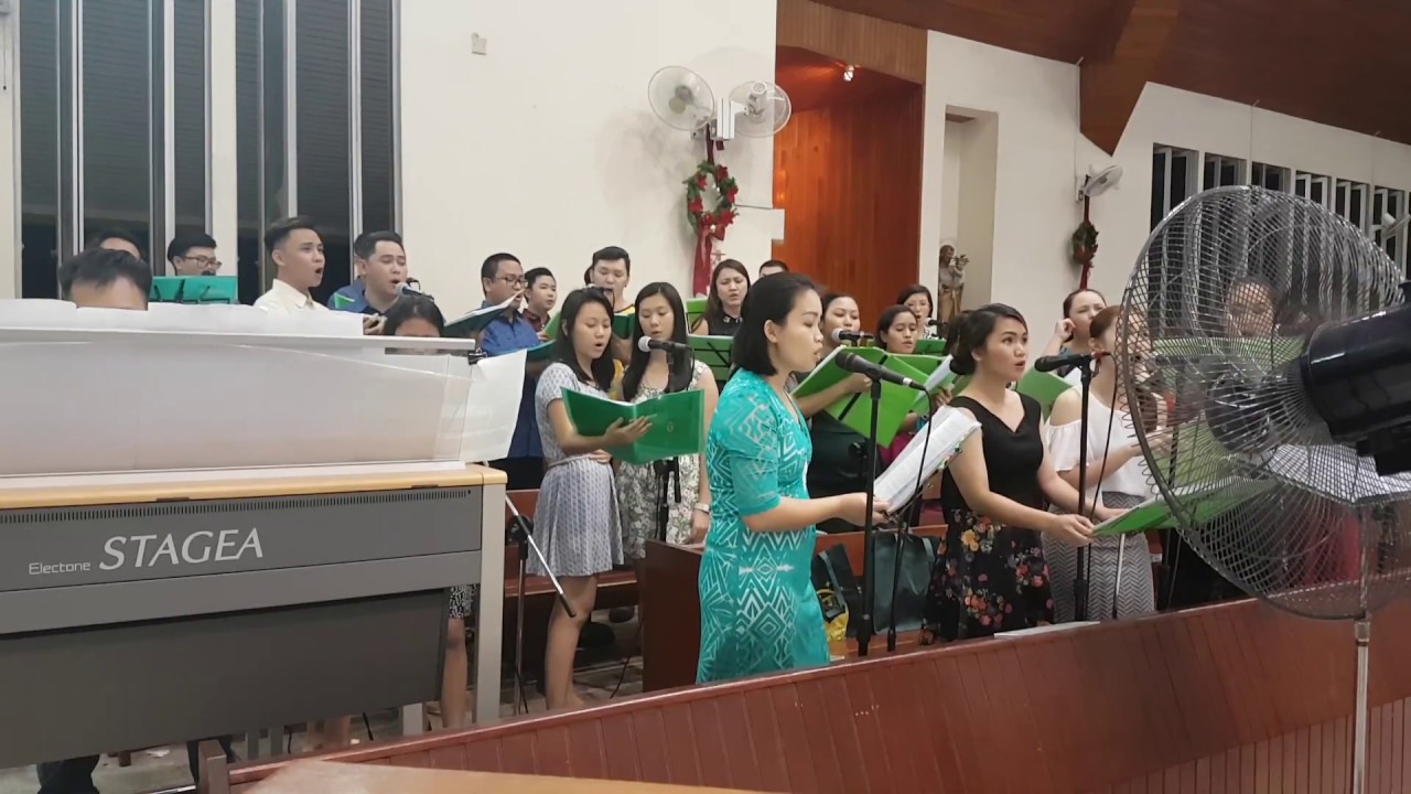 Christmas is Coming - Sacred Heart Cathedral Choir