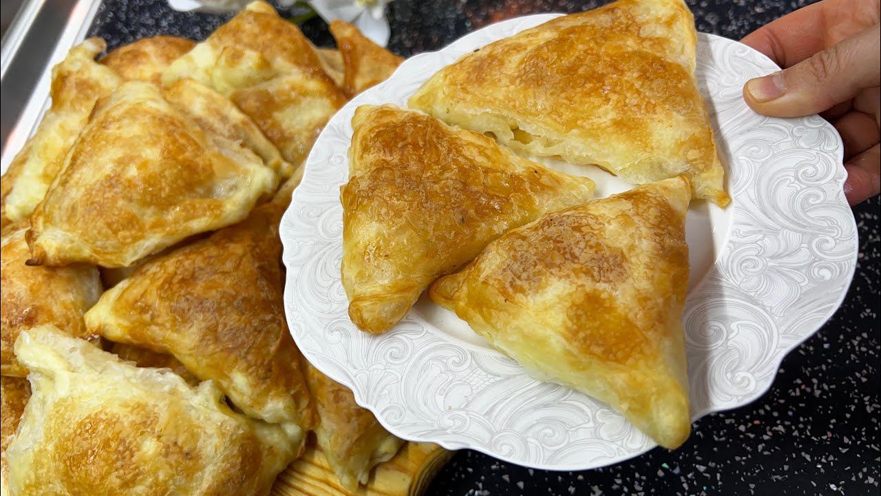 DO TË HABITENI SA THJESHT PËRGATITEN KËTO BUREKA ME GJIZË