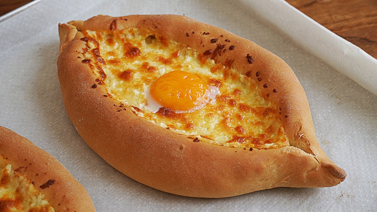 SUPER DELICIOSO! KHACHAPURI AL ESTILO AJARIAN. UNA RECETA SENCILLA Y MUY SABROSA