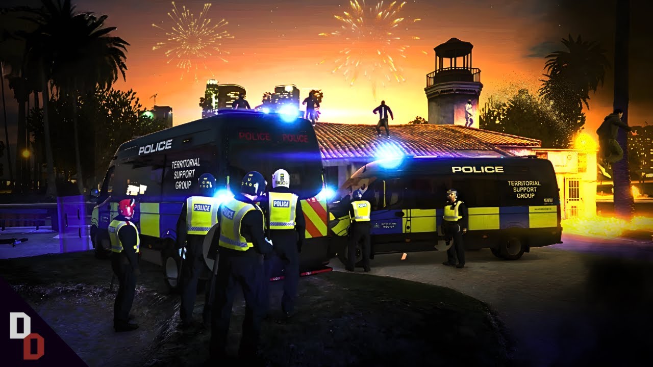 RIOT POLICE ATTACKED BY FIREWORKS! | Urban London RP FiveM (GTA 5 Online)