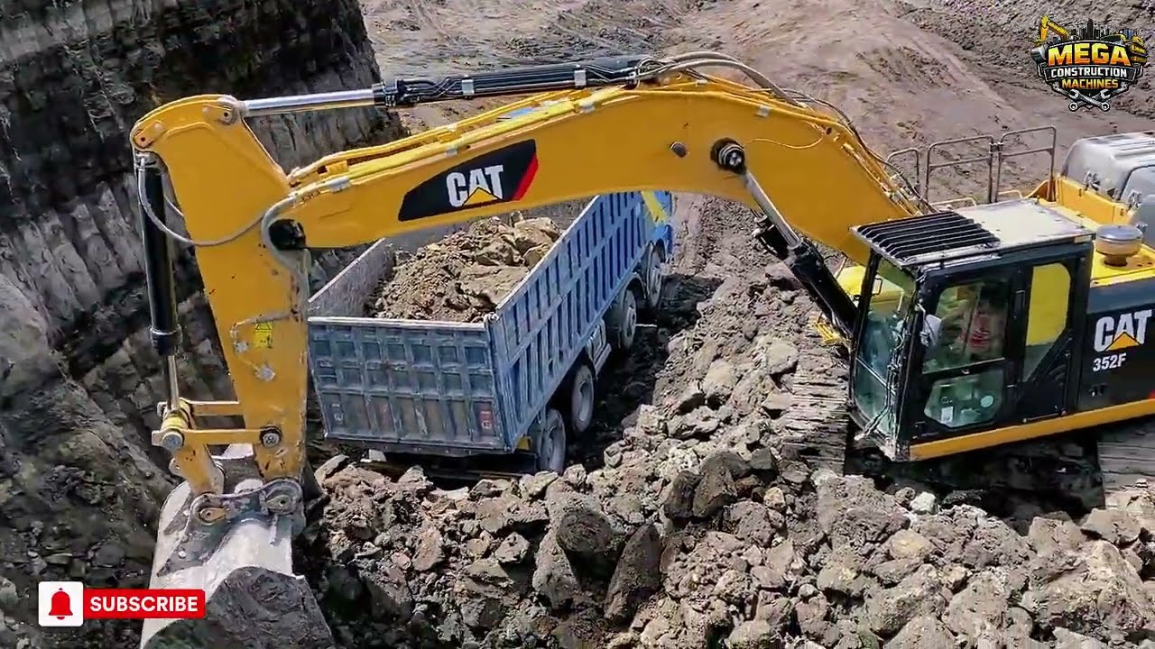 Caterpillar 352F Excavator Dominates Coal Loading &ndash; Mercedes & MAN Trucks in Action