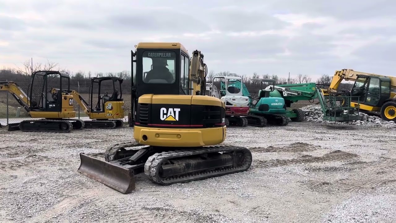 Cat 305 w thumb and cab