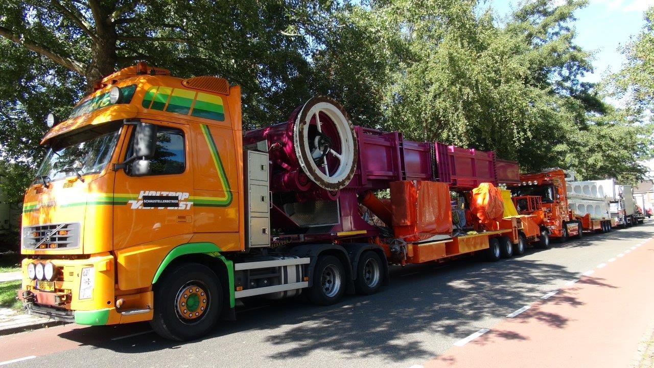 Transport booster maxxx aankomst kermis Heemskerk 2014
