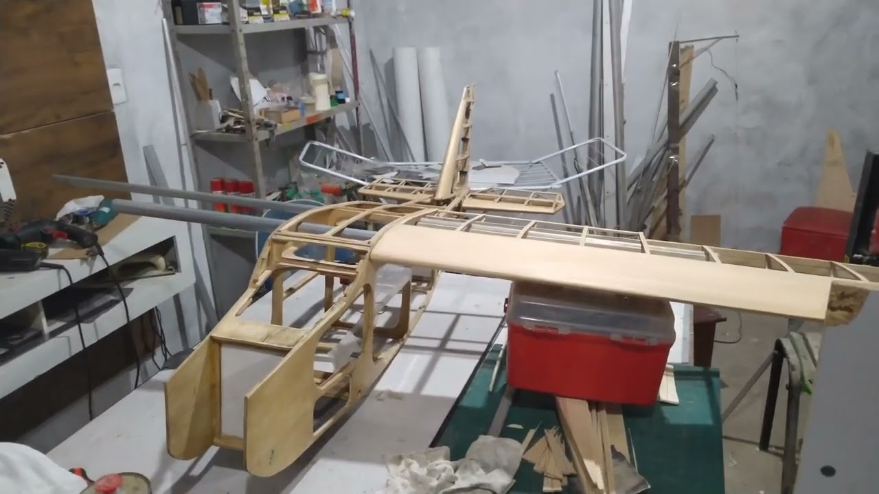 Como fazer uma asa de Aeromodelo 2