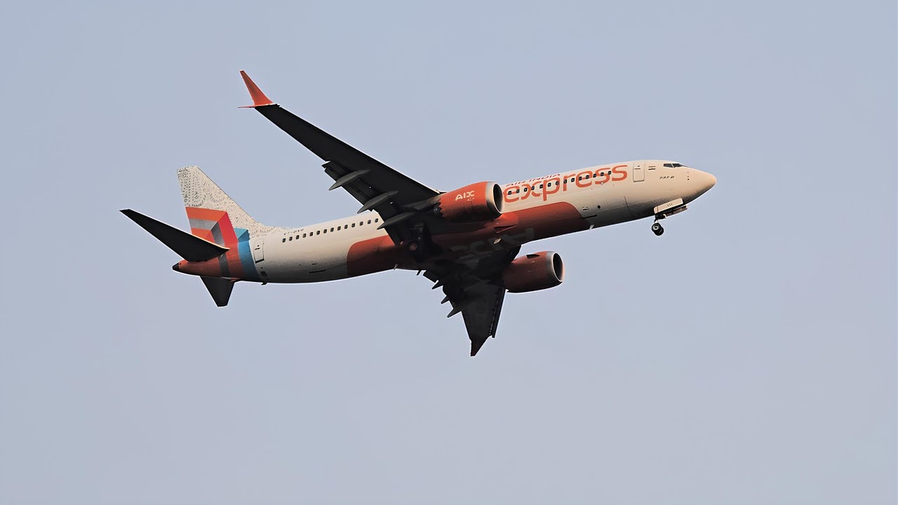 Airindiaexpress B737-MAX8 from Dubai landing in Mangalore