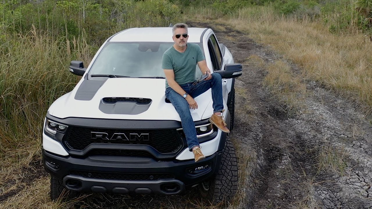 2021 RAM TRX SE QUEDA EN EL FANGO