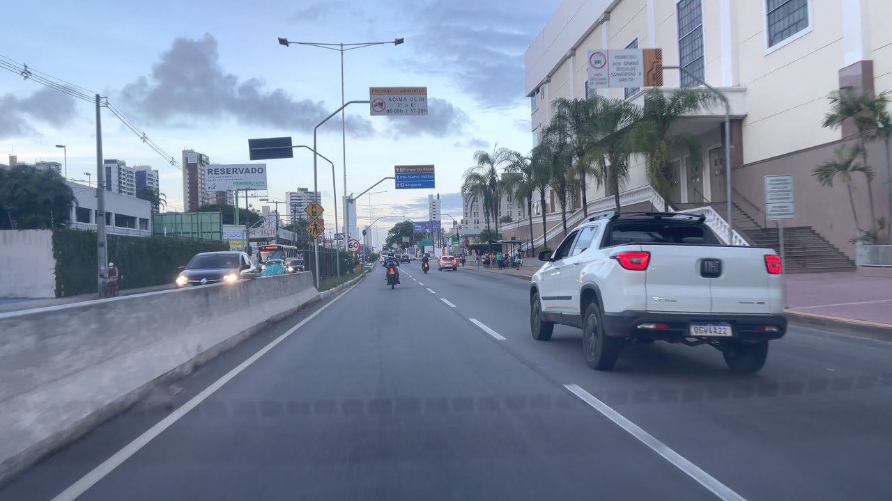 Dirigindo por/Driving through Natal, Brazil - 4k Dolby Vision