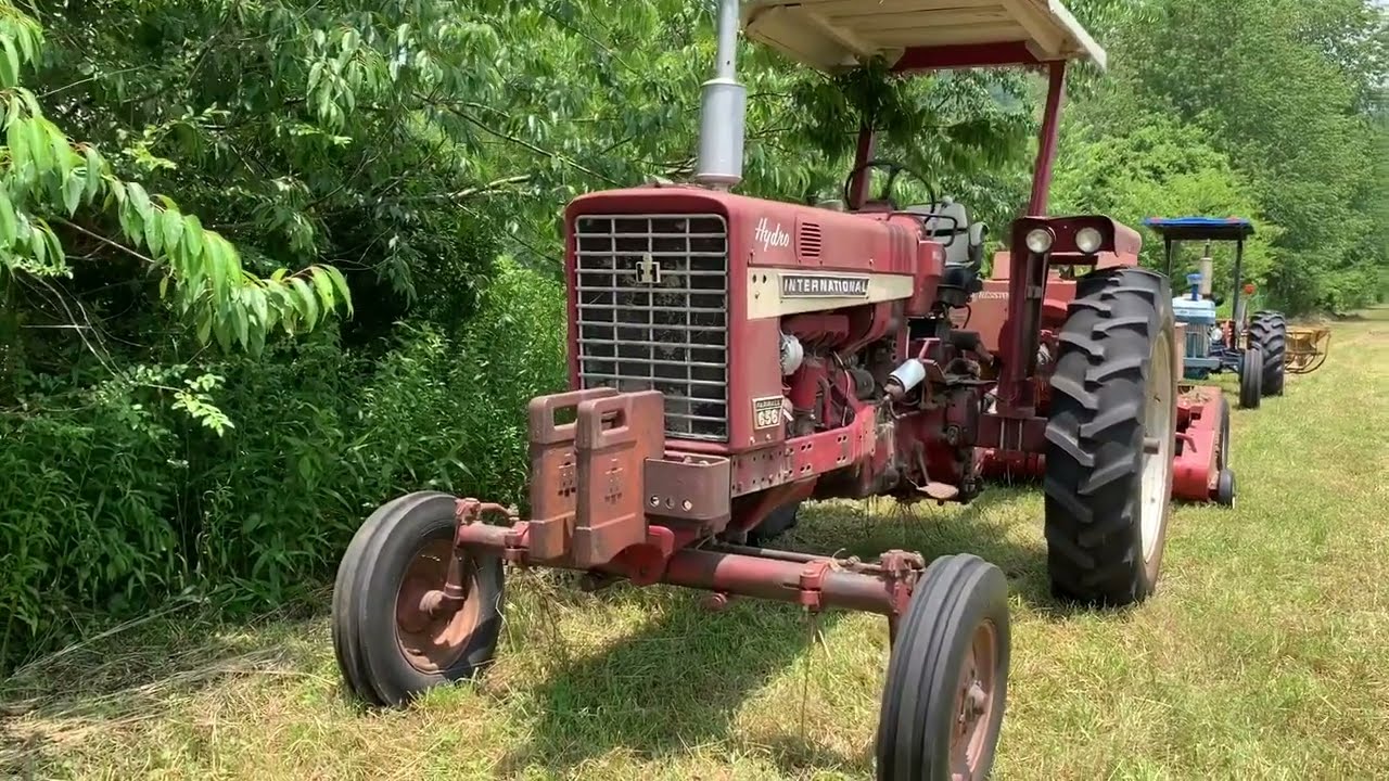 International Hydro Farmall 656 Diesel Tractor #appalachia #farming #tractors