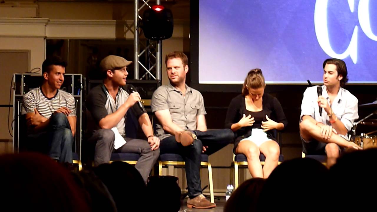 Leakycon London 2013 - Team Starkid Panel - Part 1
