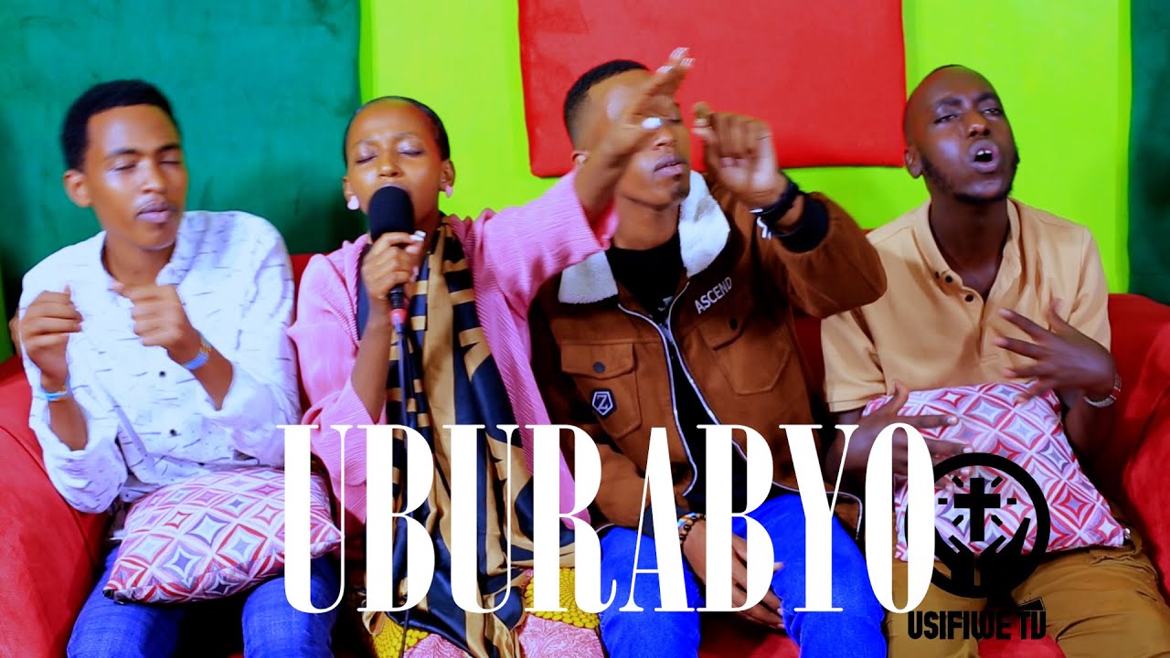 IGITARAMO MUNDIRIMBO ZOKURAMYA IMANA ISI IRARABIJE UBURABYO\NZARIRIMBA IMBABAZI ZAWE  ZIKOMEYE\