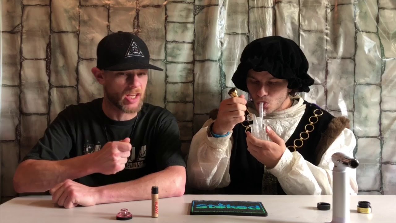 The Knights of the Stoned Table Ep 6 : Jebb Glass Mini Castle Glass Review