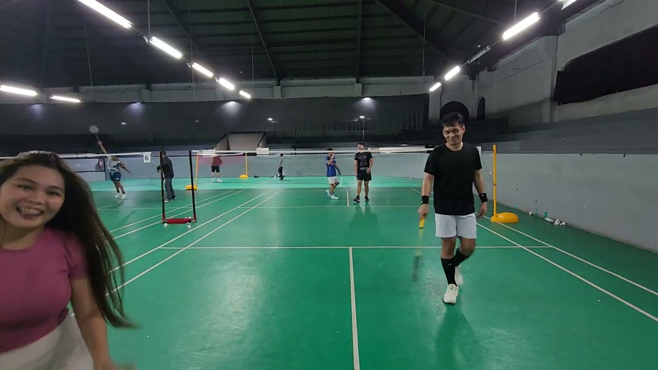 Ivan/Yana vs Randolph/Archie (BBC Qeueing - Brittany Badminton Court)