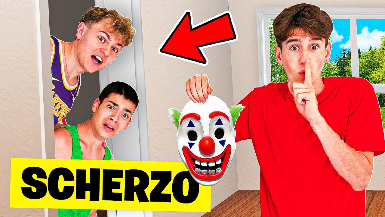 MI FINGO un CLOWN e SPAVENTO I MIEI AMICI nella VILLA the Booyz MA...