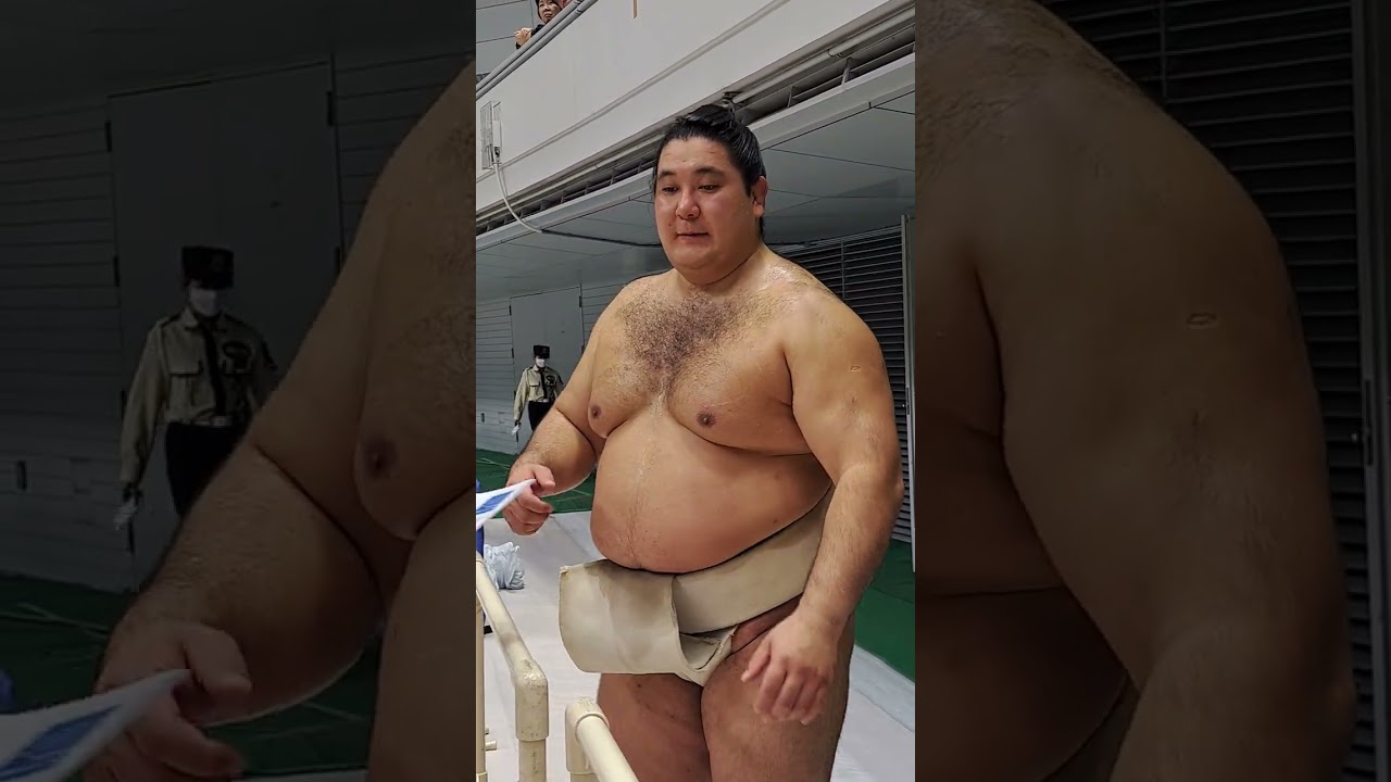 お待ちかねの狼雅くん🐺　 #大相撲 #巡業 #sumo 　#二子山部屋