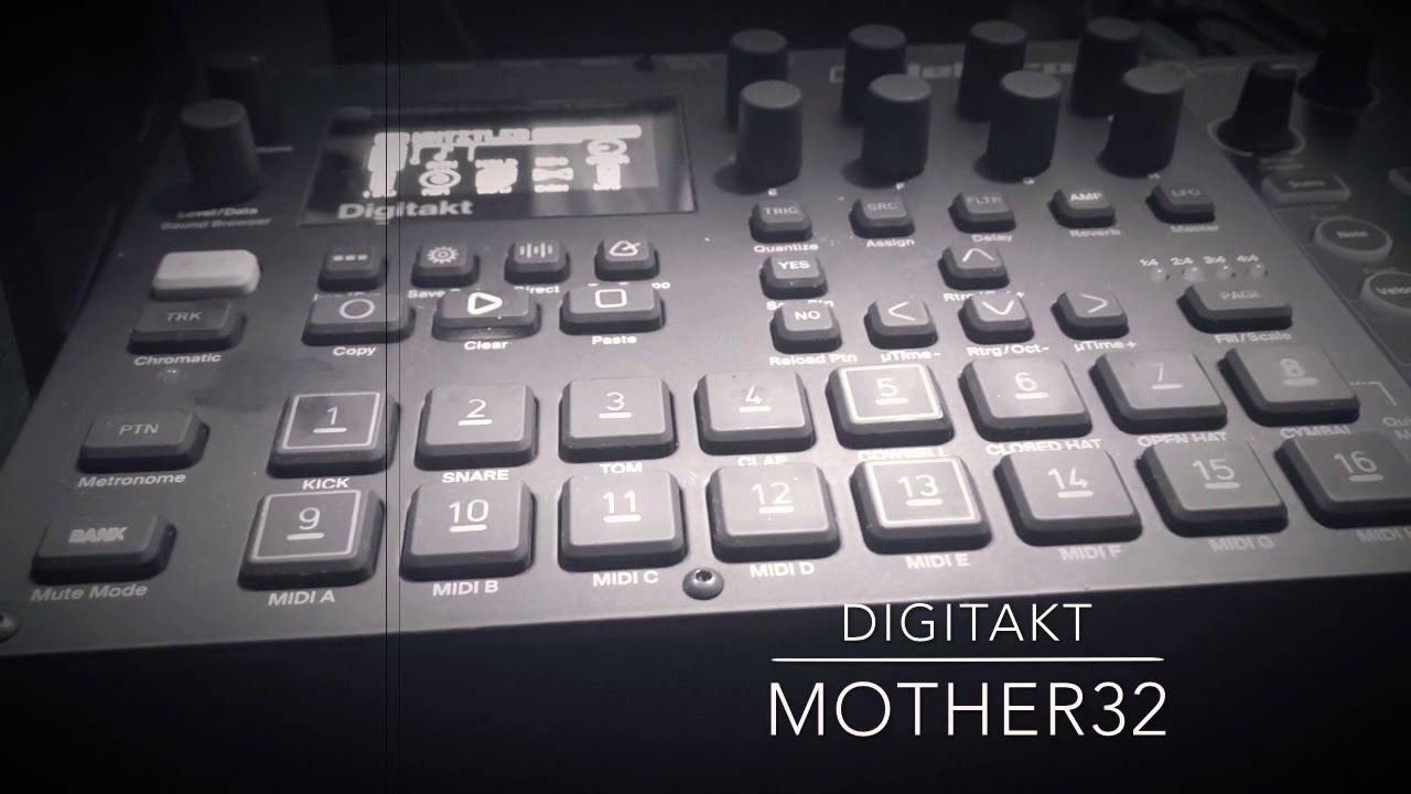 Moog mother32 / Digitakt