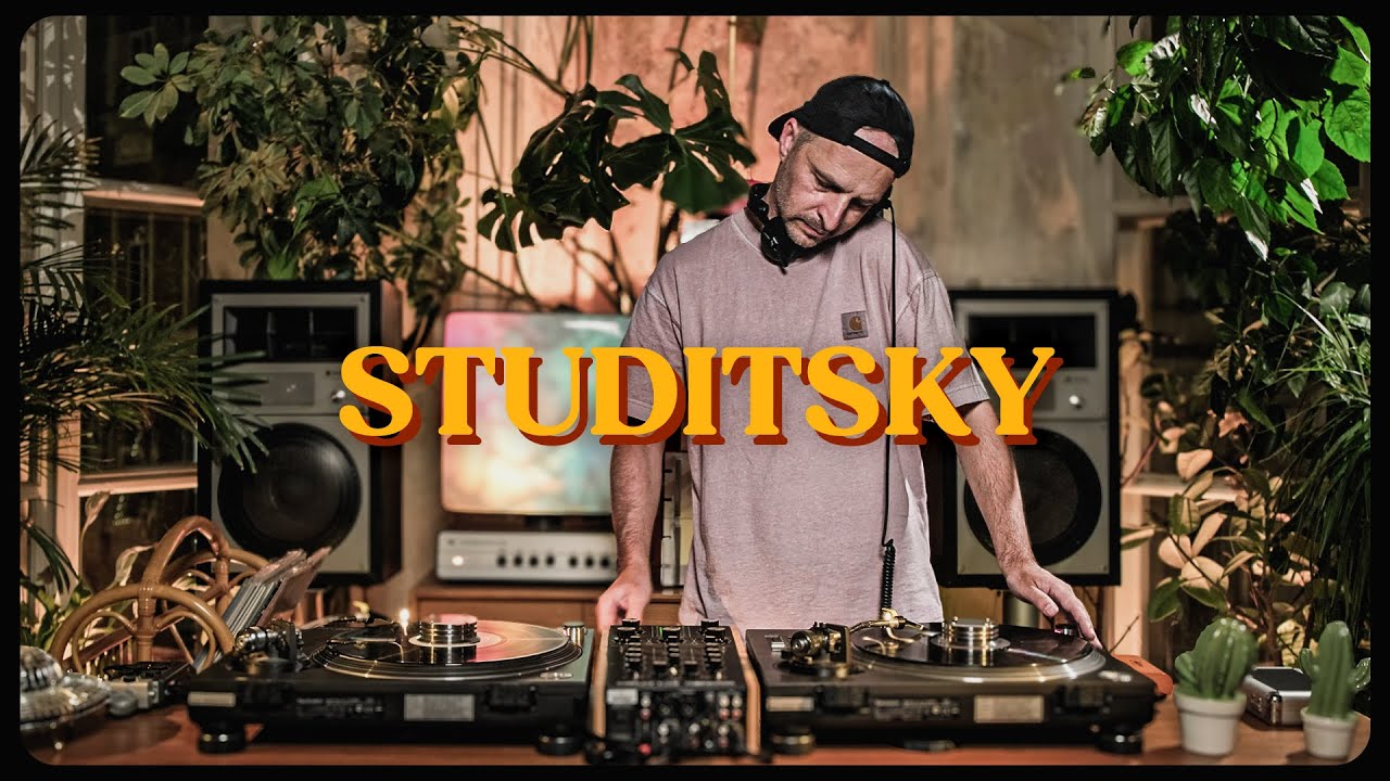 Мир чилл-аута и электронной музыки вообще by STUDITSKY &ndash; L&rsquo;atelier de Musique Ep034