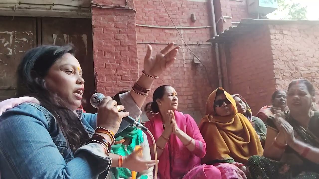 Ro Ro Ke Shyam Tumhe Awaaz Lagati hun bahut Pyara bhajan