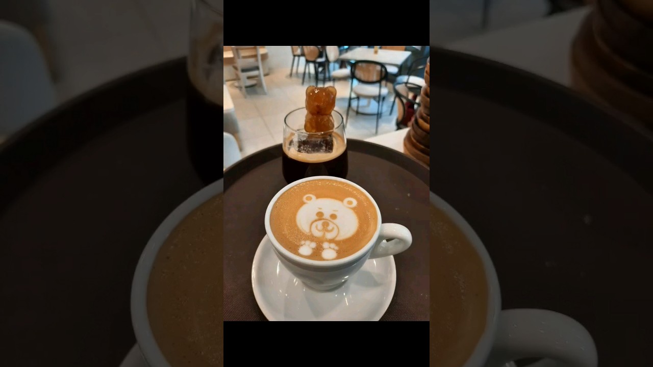 Latte art bear! #latteart #shorts #coffee
