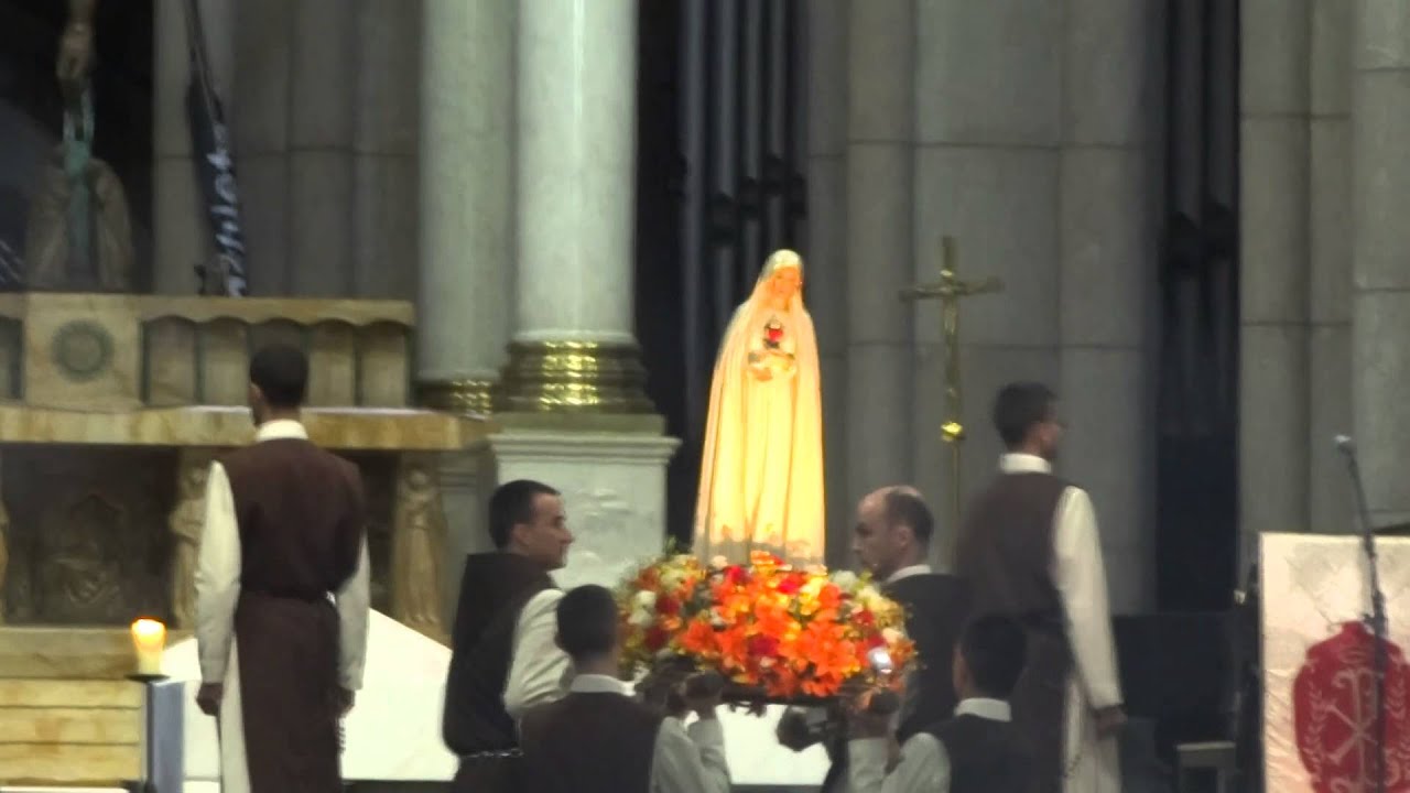 Coroação da Imagem Peregrina de Nossa Senhora de Fátima