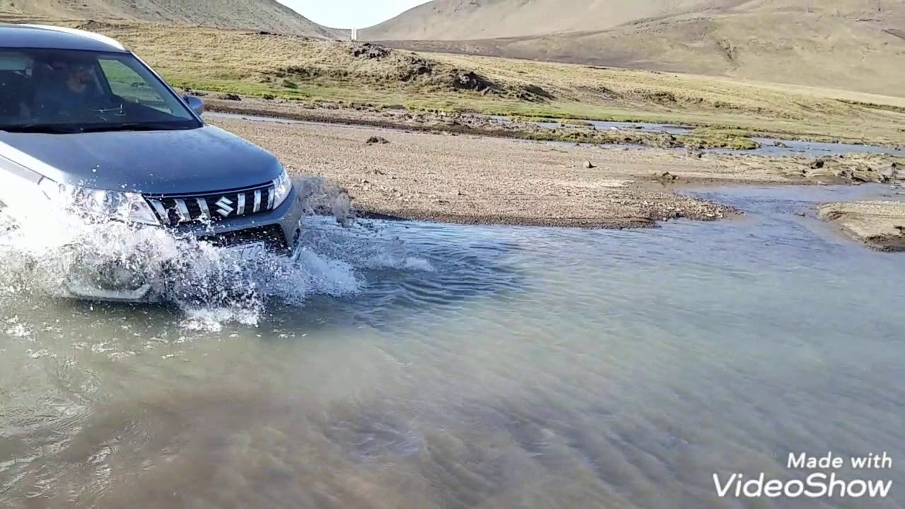 Furten in Island (Mit dem Auto durch Fl&uuml;sse fahren.)
