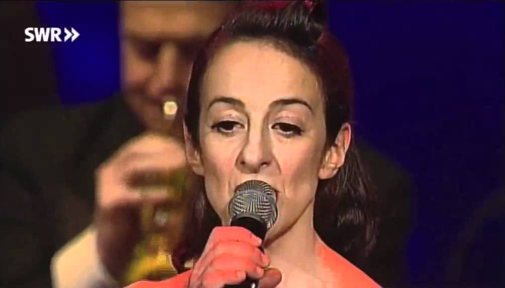 Pasadena Roof Orchestra & The Puppini Sisters - Old Cape Cod
