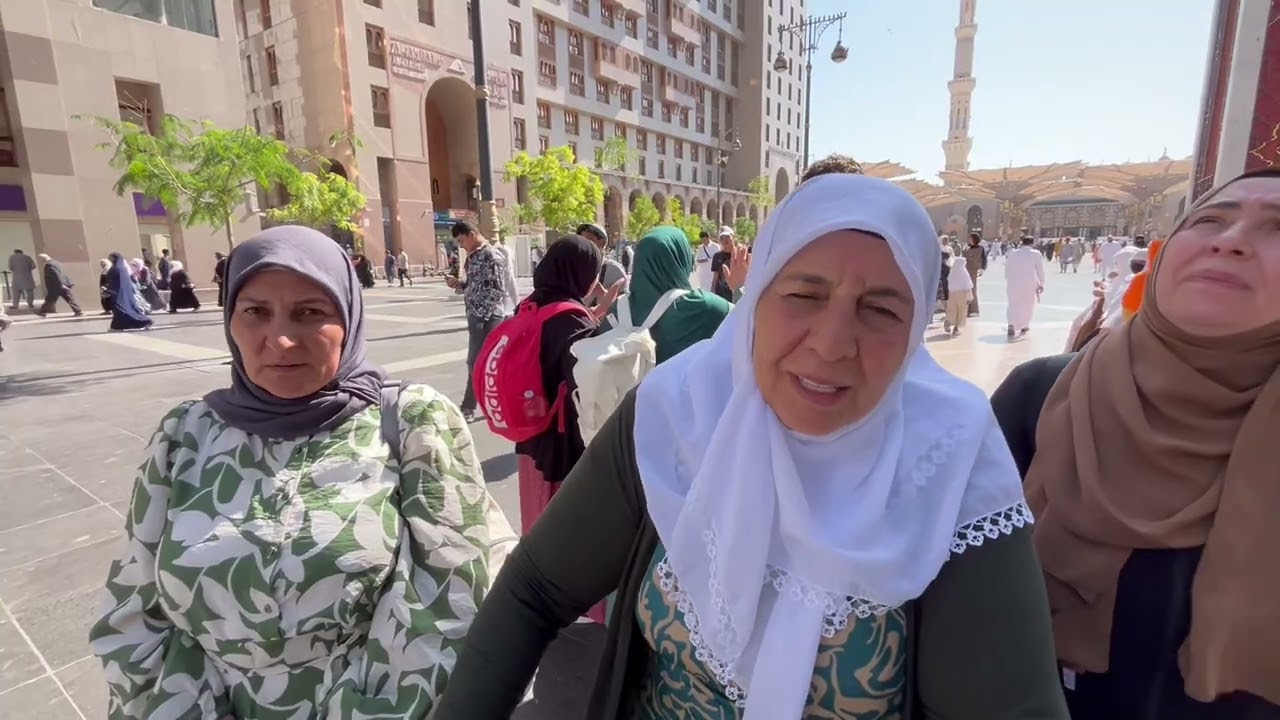 Medîne-î Mûnewerê ( Welatê Bi Nur )