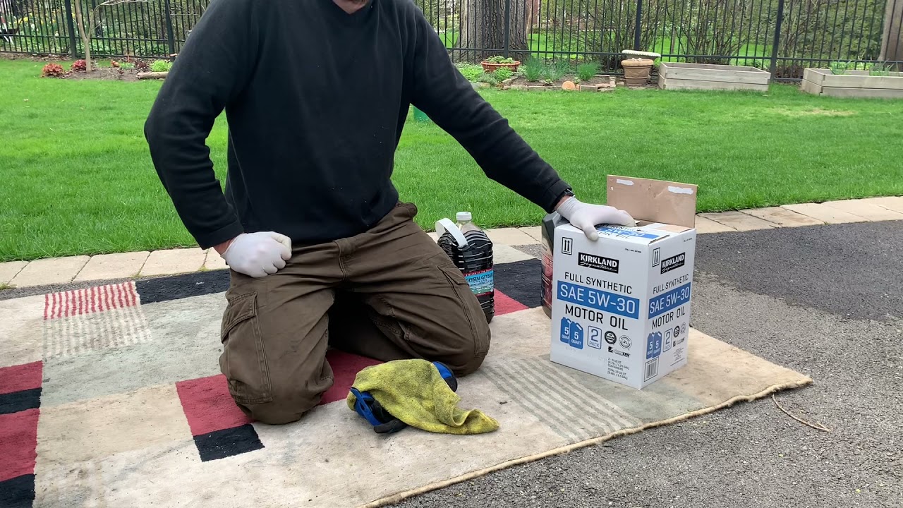 First oil change in a class C RV based on a Ford E450 chassis with 7.3l V8 Godzilla engine