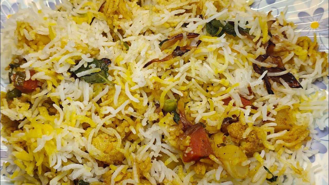 Restaurant style Veg dum biryani #VegDumBiryani #BiryaniRecipe #VegRecipes #Homemade #IndianFood