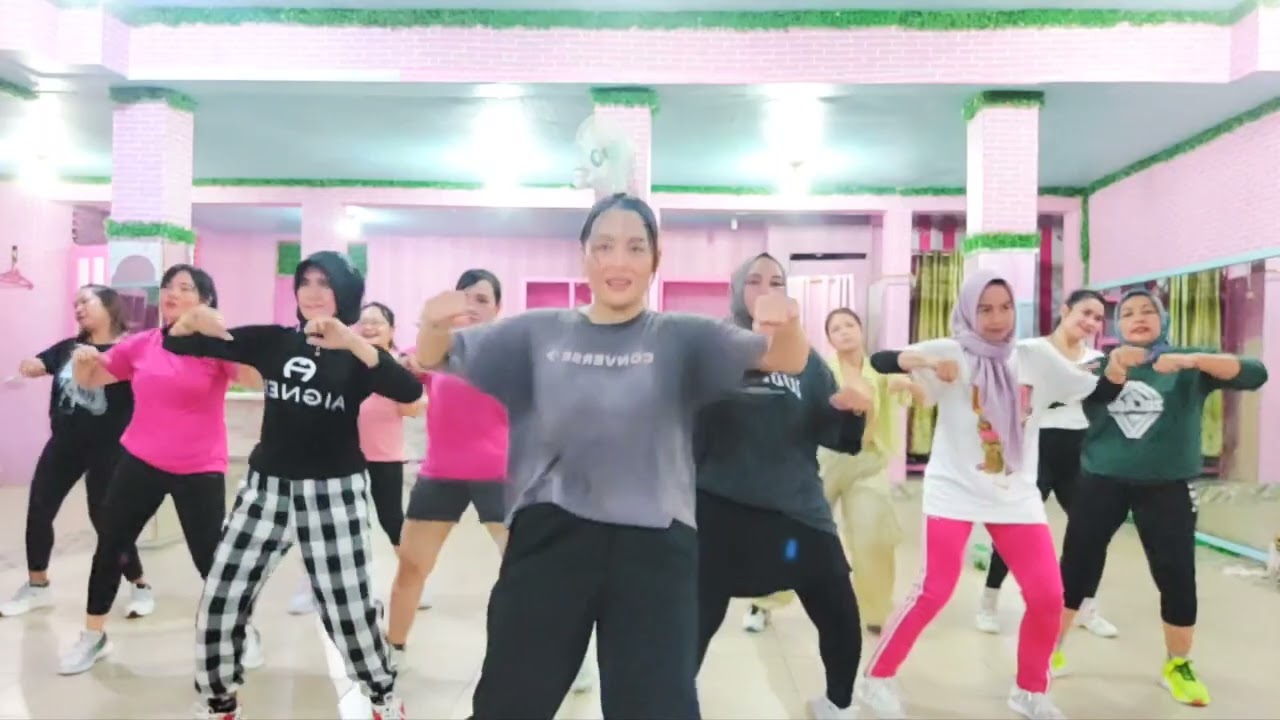 Sesat nafas // natasha shine // zumba // senam kreasi