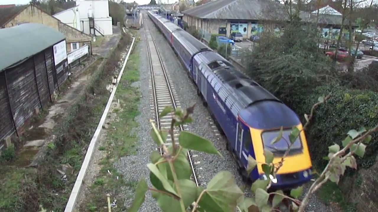 First Great Western HSTs at Moreton in Marsh Railway Station, April 2012