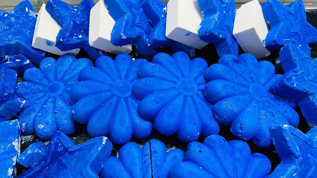 @akritisingh7720 Fresh pj Chalk & Blue Flower Gym  Chalk Crush