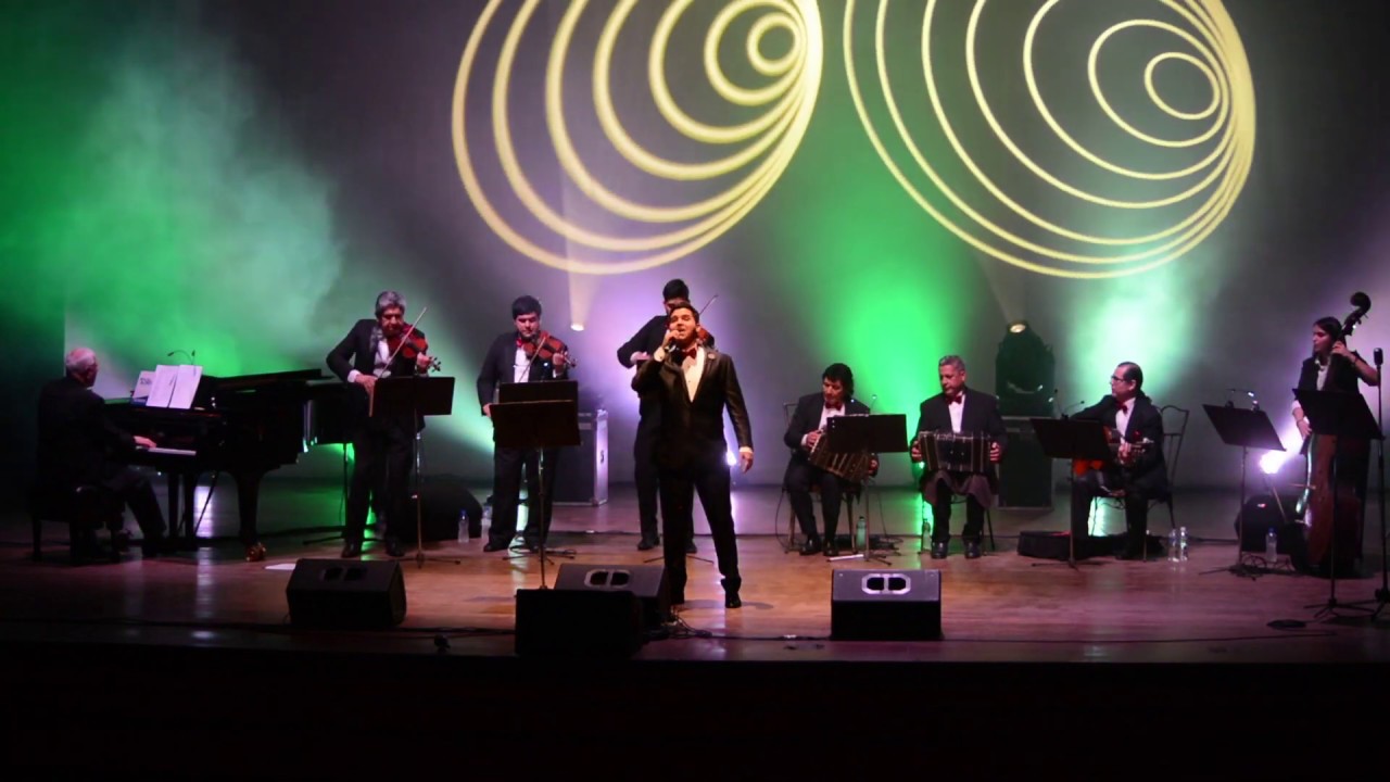 5 Zuni - La Orquesta Típica.