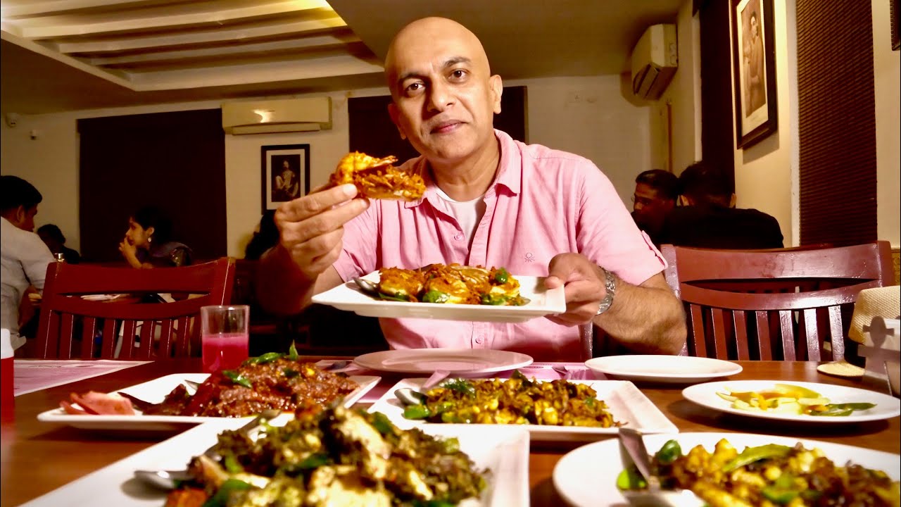 MAKING of CHICKEN BIRYANI at KERALA’s Most Popular PARAGON RESTAURANT, Kozhikode | Tasting 11 DISHES