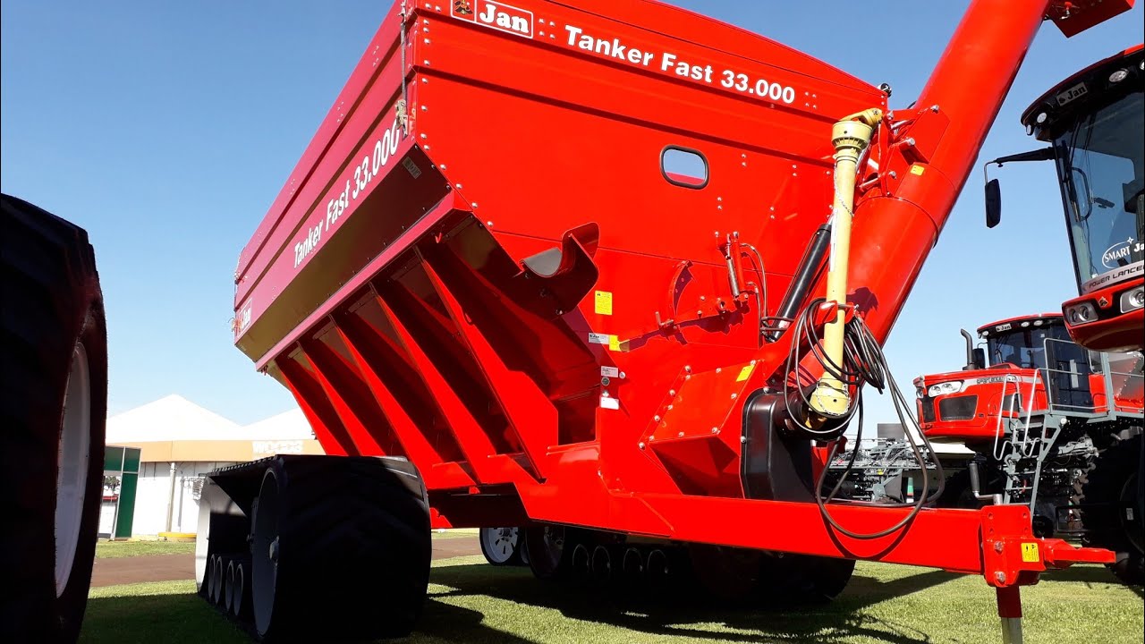 conheça  tanque de grãos com  esteira de borracha 33.000 em detalhes no Show Rural Coopavel