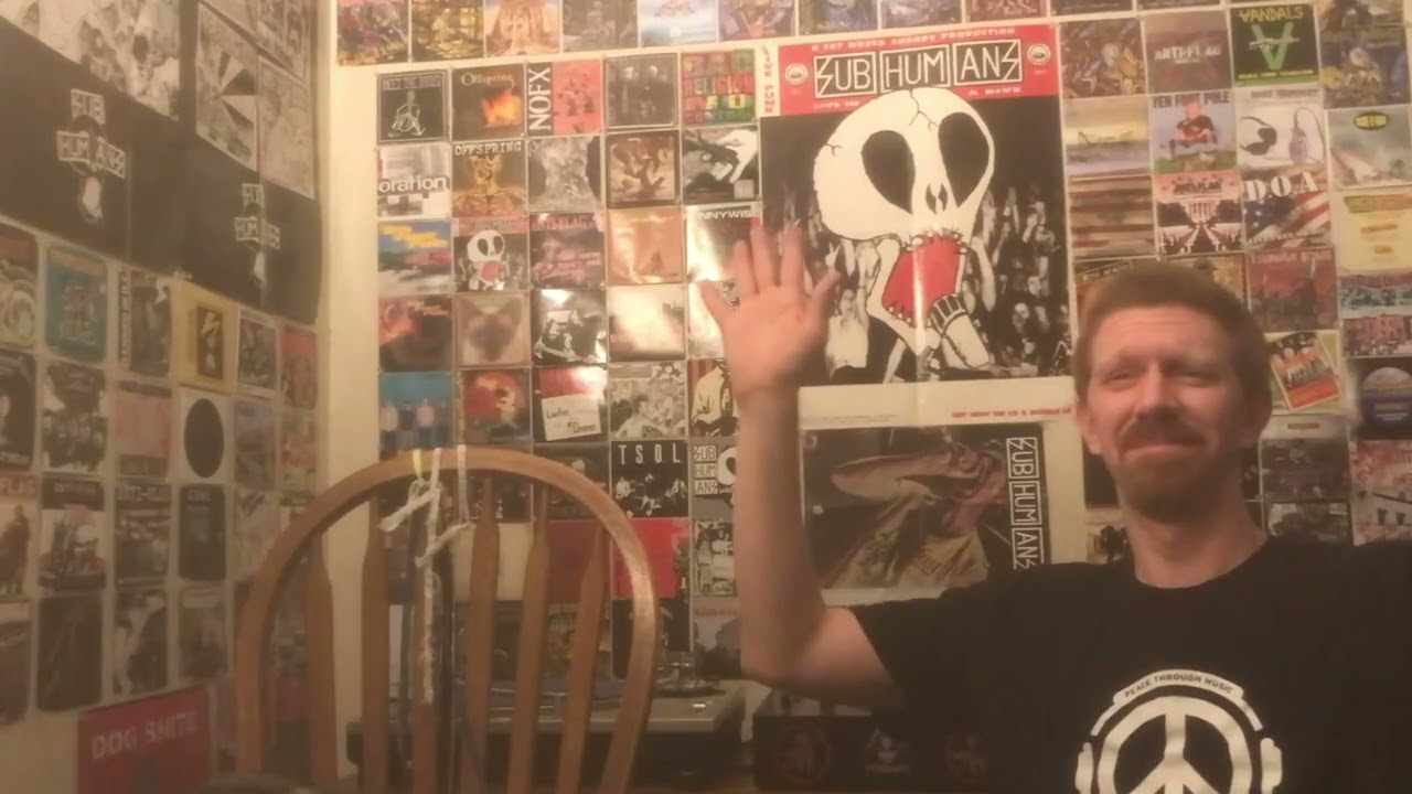 Shnootz - Reaction Video (Kate Bush - Blow Away)