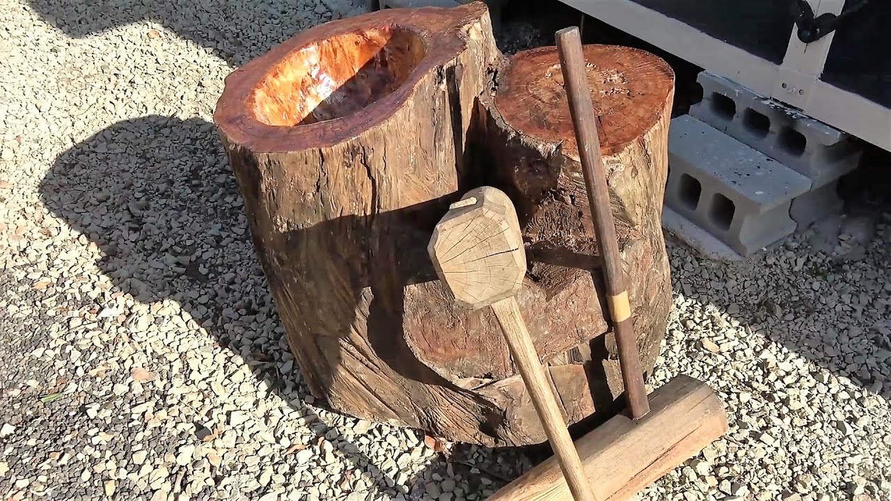 桜の木から臼を作る