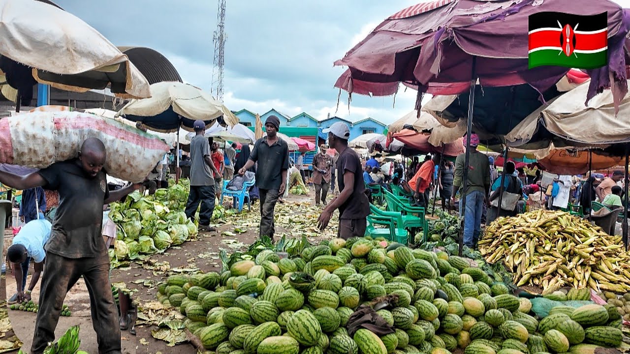 Cost of living in Mombasa Kenya 🇰🇪 Kongowea wholesale market Kenya East Africa 🌍
