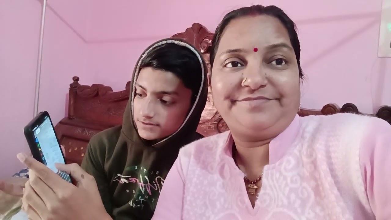 ##How to make automatic comments on YouTube live using auto clicker app #@pritivlgger106👌👍