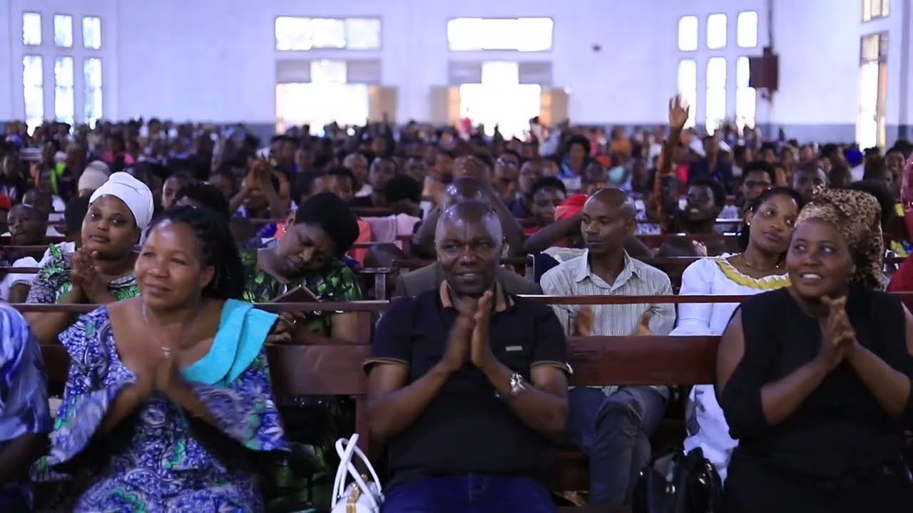 IJAMBO RY' UBWNGE : BA UWAGACIRO ISI IZOKURONDERA