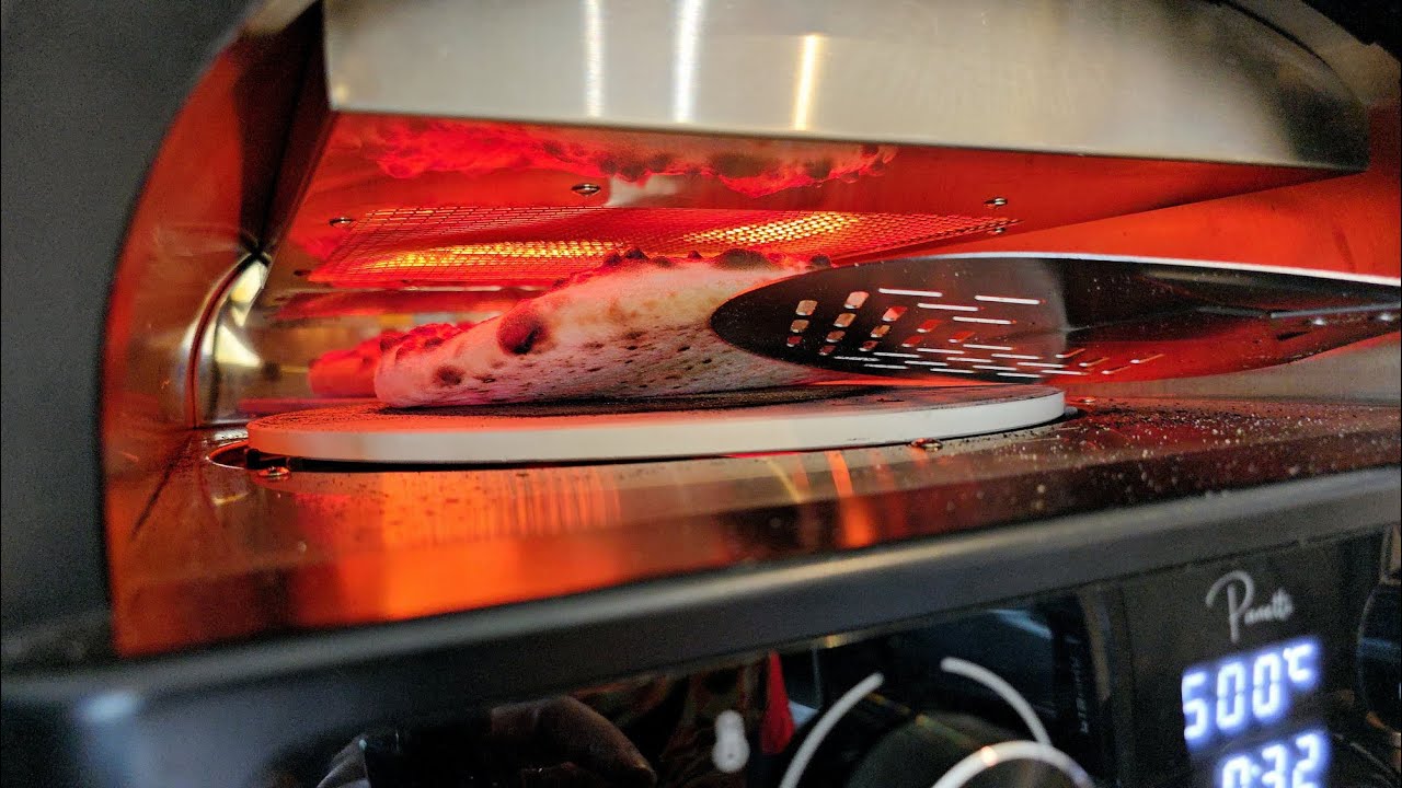 Margherita Capri bogyóval! Nápolyi pizza sütése Panetti Primo kemencében 2 perc alatt!!