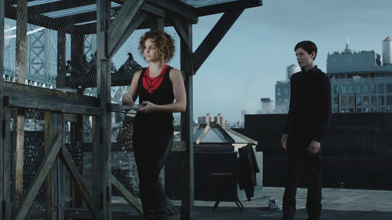 Selina Kyle | BatCat reunites [Gotham 3x01] 6 / 9