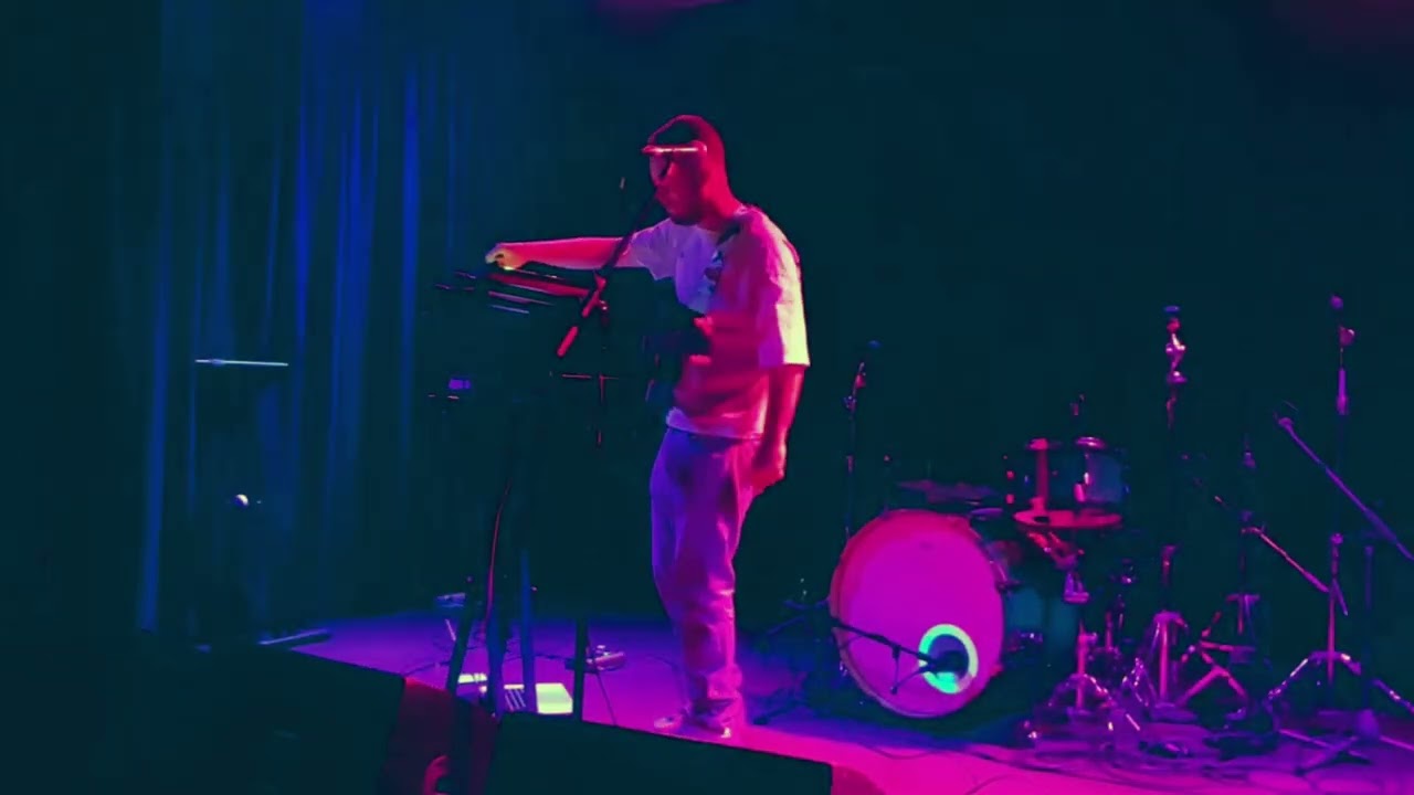 Kola -SOWA (REMIX)  (Live at The Bird)