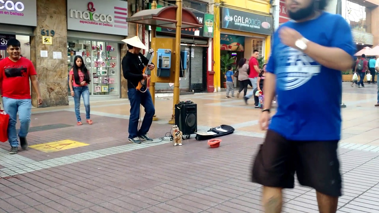 Guitarrista urbano Antofagasta, interpreta cumbia de los Mirlos :D