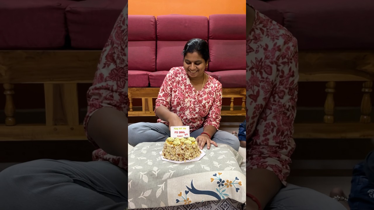 Mini Vlog | My Birthday Cake Cutting #minivlog #shortsfeed #shorts #vlog #birthday #birthdaycake