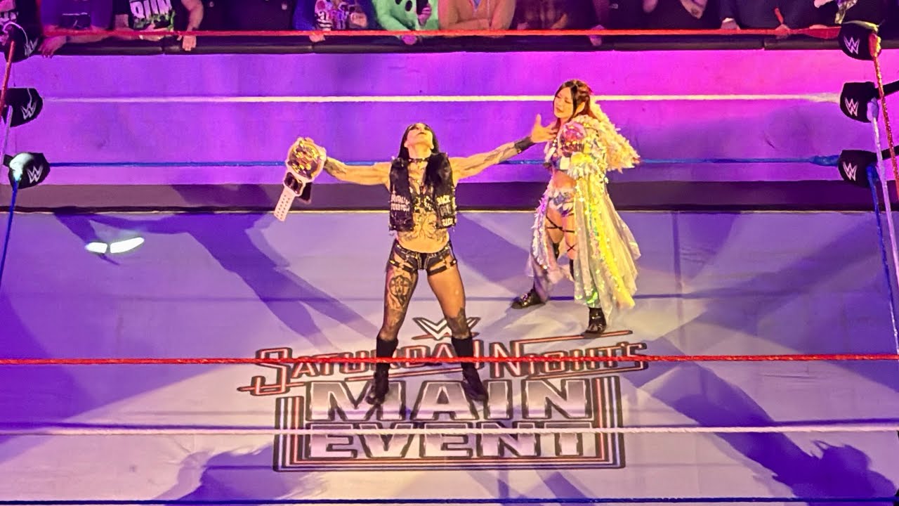 Rhea Ripley & Iyo Sky vs Liv Morgan & Roxanne Perez SNME MONTREAL