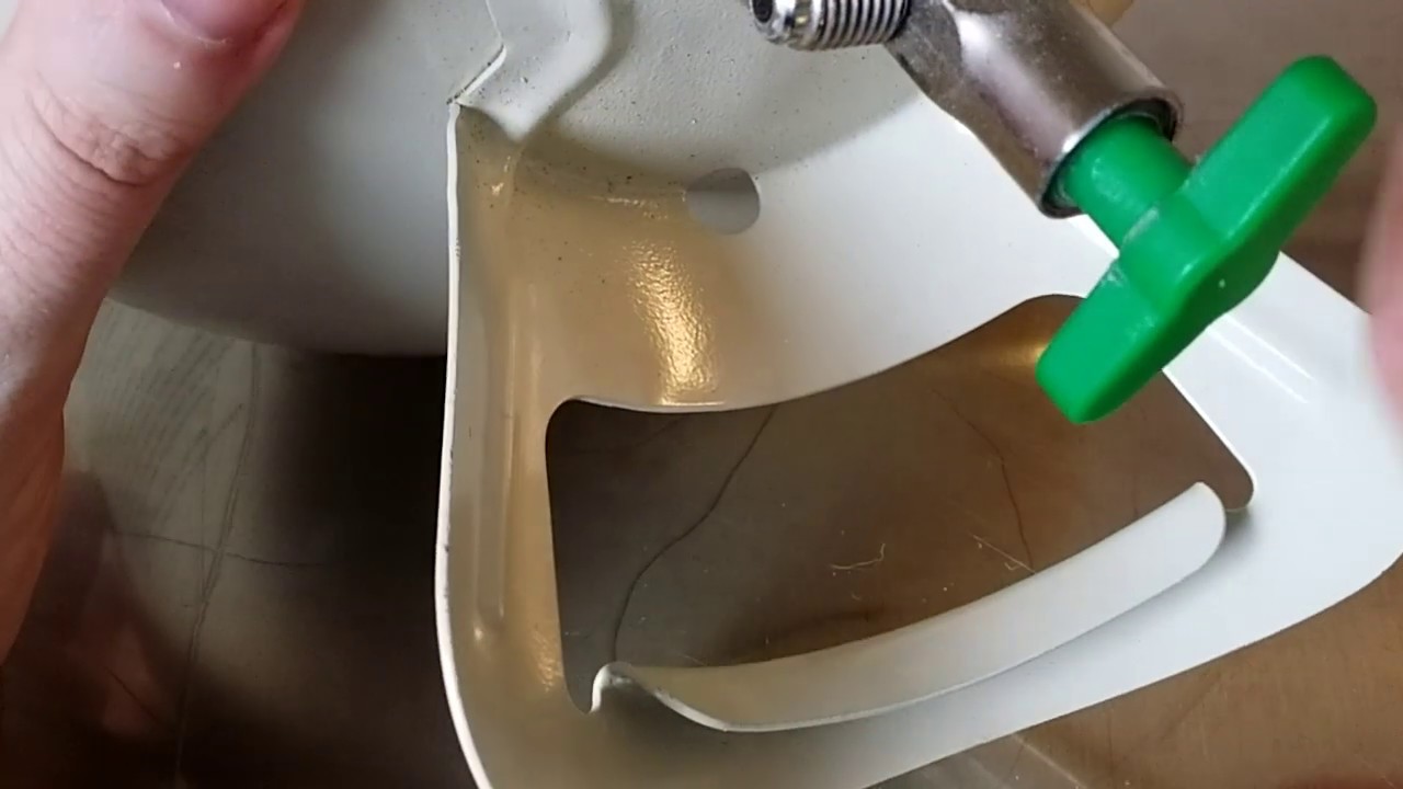 Teardown: Inside a one way valve, non-refillable valve gas cylinder