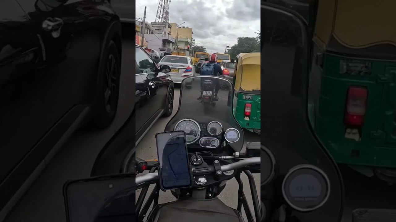 Bangalore Traffic 🥵🤧 #travel #ride #bangaloredairies #shorts #himalayan411